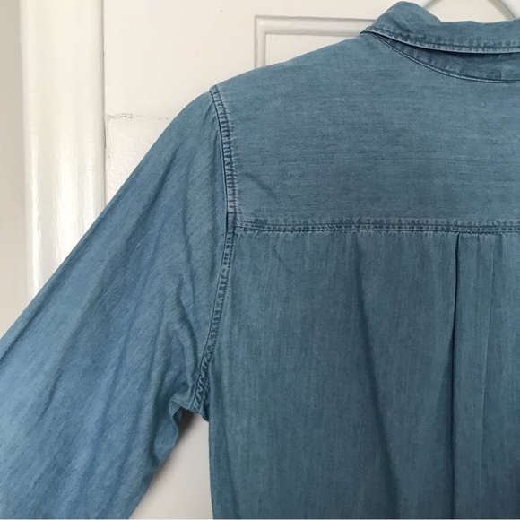 Eddie Bauer size M denim long sleeve shirt - Picture 7 of 14